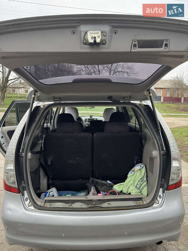 Мінівен Mitsubishi Grandis 2007 в Умані фото 4 Мінівен Mitsubishi Grandis 2007 в Умані