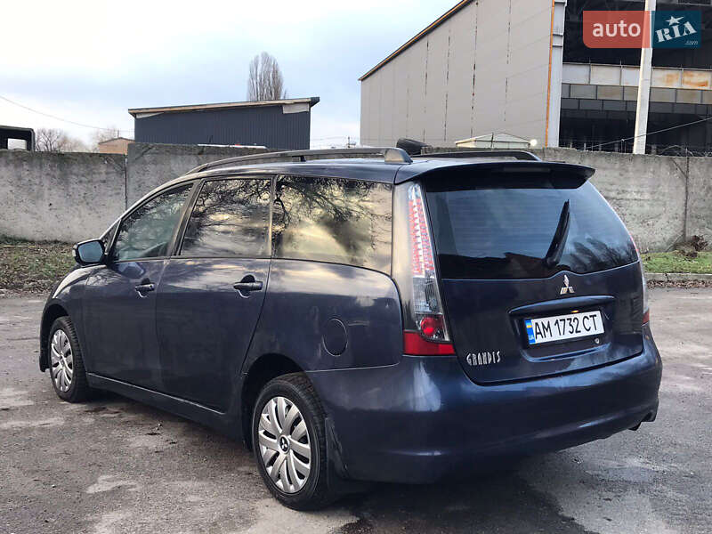 Минивэн Mitsubishi Grandis 2004 в Белой Церкви
