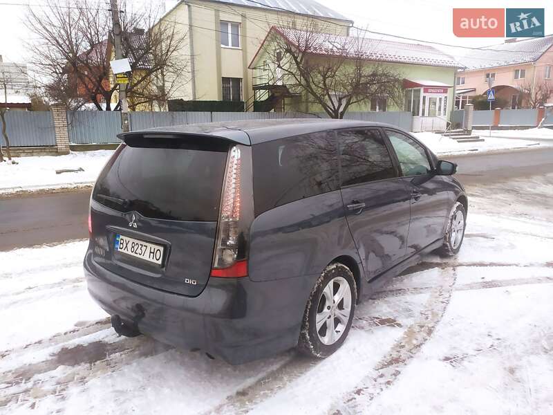 Минивэн Mitsubishi Grandis 2006 в Хмельницком