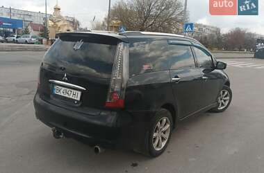 Минивэн Mitsubishi Grandis 2005 в Киеве