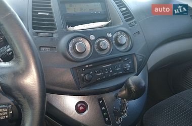 Минивэн Mitsubishi Grandis 2006 в Светловодске