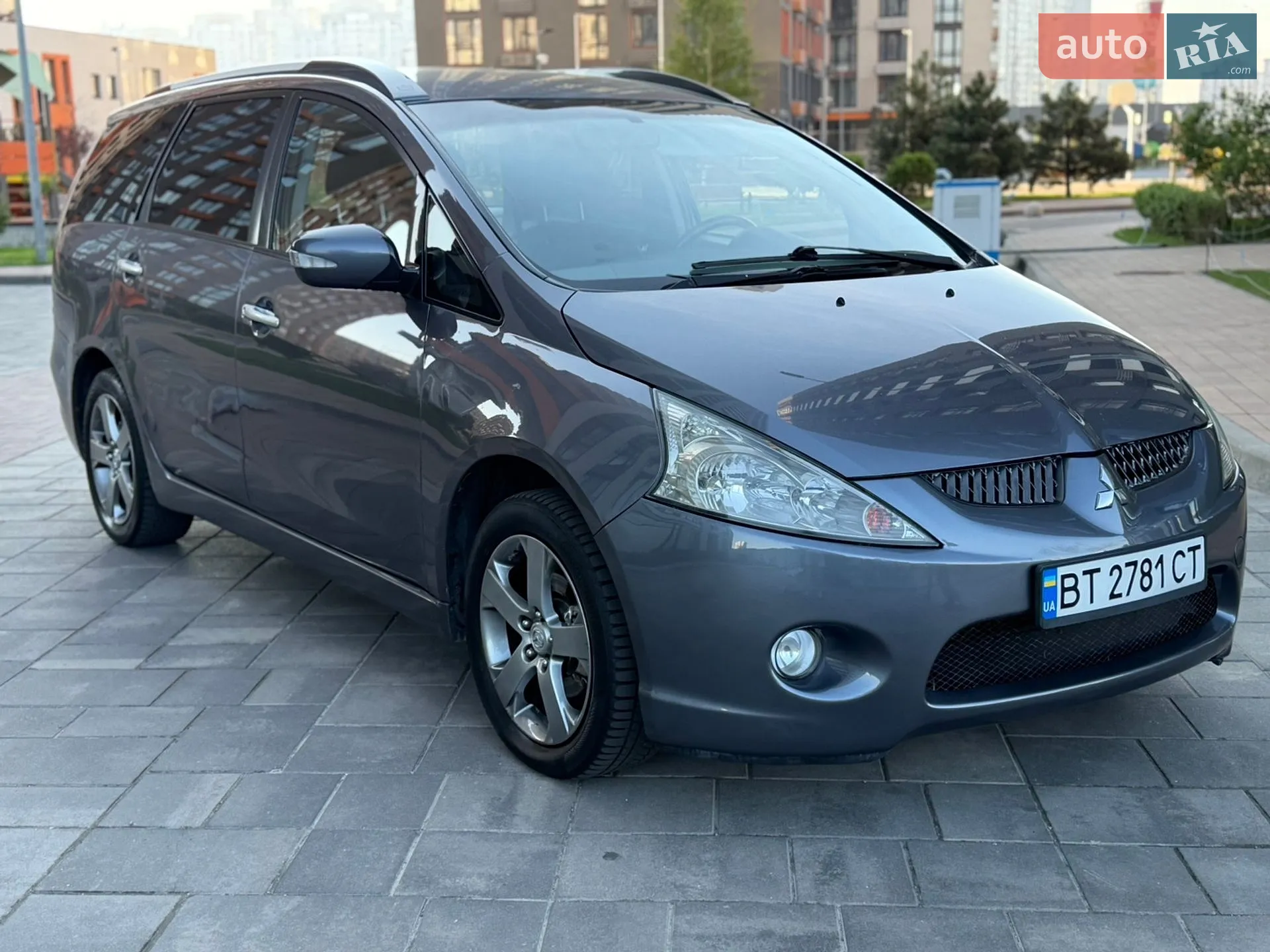 Mitsubishi Grandis 2008 VIN JMBLRNA4W8Z002810 фото оголошення 6 з 30