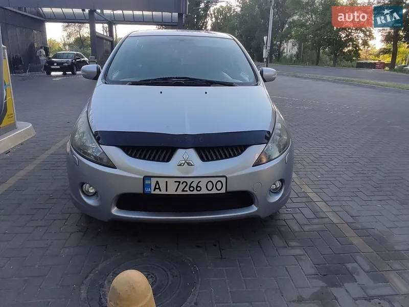 Mitsubishi Grandis