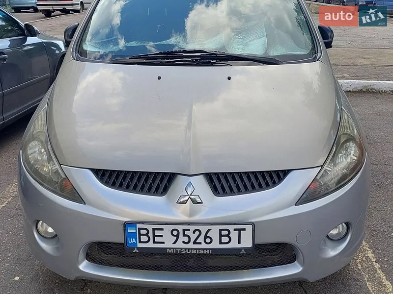Mitsubishi Grandis