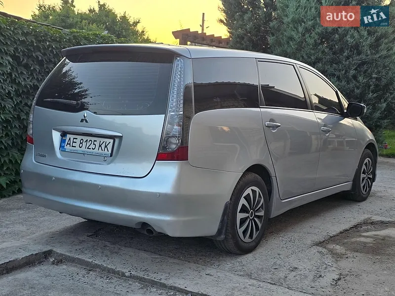 Mitsubishi Grandis 2008 VIN JMBLNNA4W8Z001342 фото оголошення 2 з 49