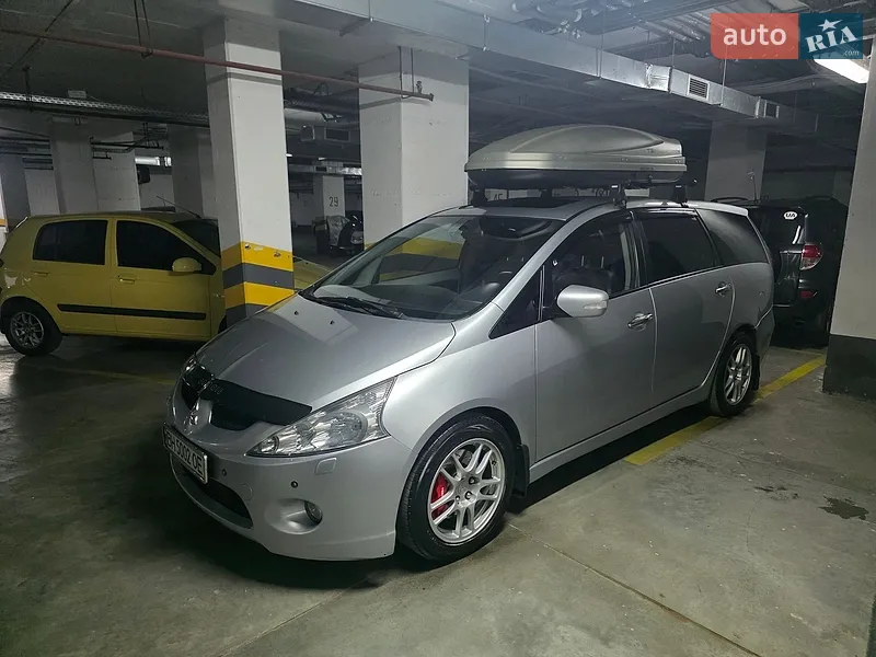 Mitsubishi Grandis