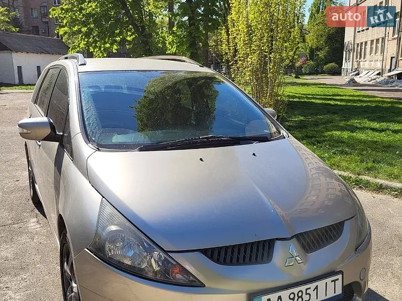 Mitsubishi Grandis