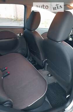 Хэтчбек Mitsubishi i-MiEV 2016 в 