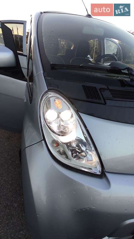 Хетчбек Mitsubishi i-MiEV 2014 в Львові