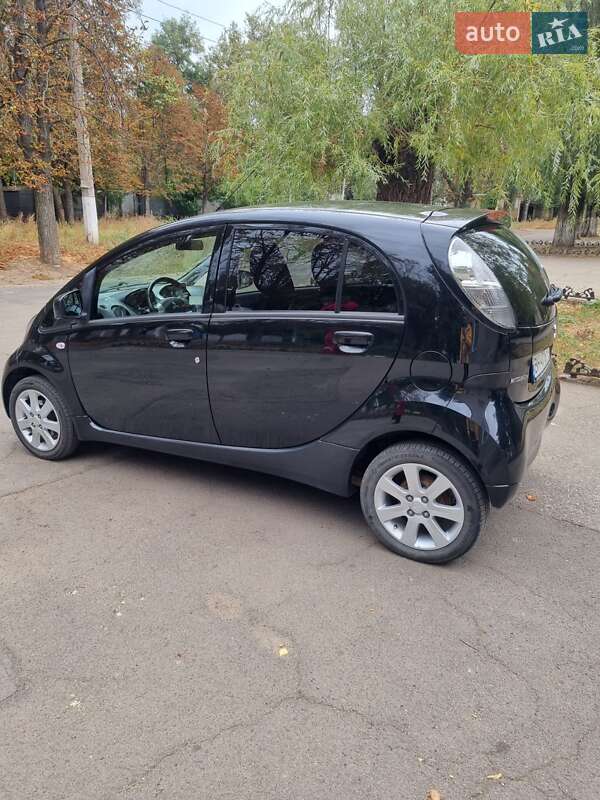 Хэтчбек Mitsubishi i-MiEV 2011 в Одессе