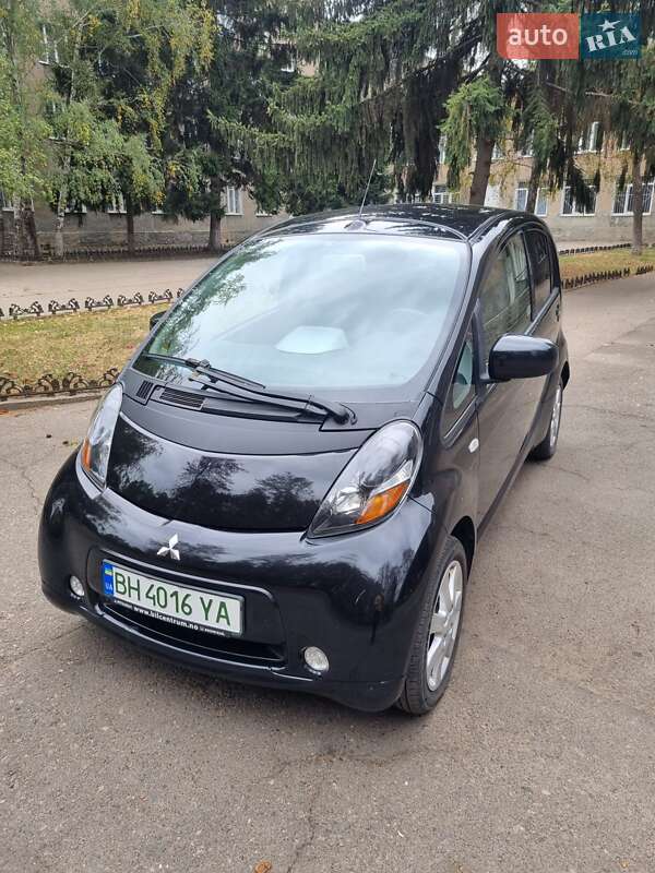 Хэтчбек Mitsubishi i-MiEV 2011 в Одессе
