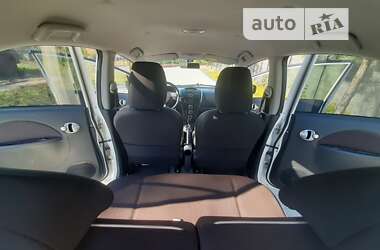 Хэтчбек Mitsubishi i-MiEV 2014 в 