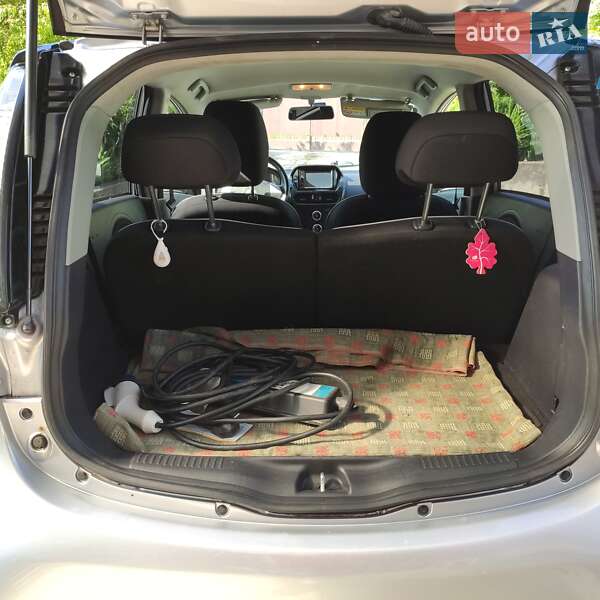 Хэтчбек Mitsubishi i-MiEV 2015 в Хмельницком