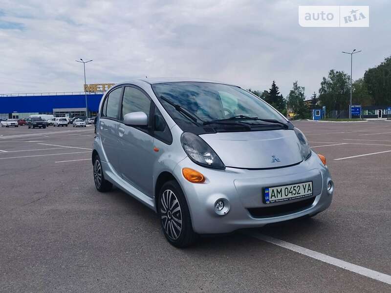 Хэтчбек Mitsubishi i-MiEV 2014 в Житомире