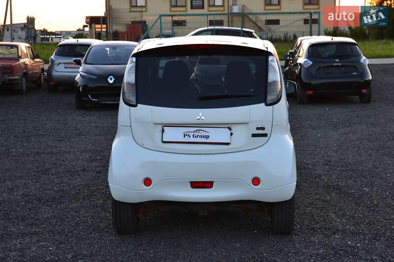 Хэтчбек Mitsubishi i-MiEV 2011 в Луцке