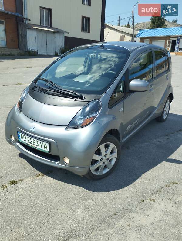 Mitsubishi i-MiEV 2010