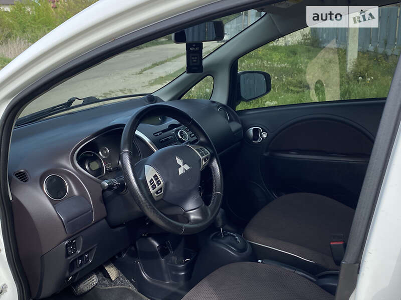 Хэтчбек Mitsubishi i-MiEV 2015 в Тернополе