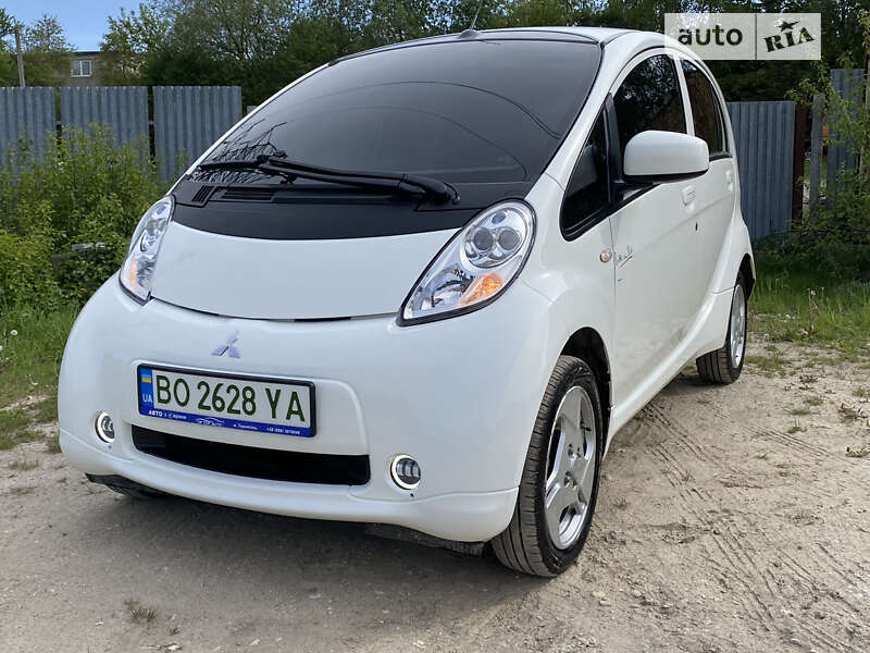 Хэтчбек Mitsubishi i-MiEV 2015 в Тернополе