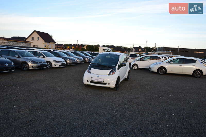 Хэтчбек Mitsubishi i-MiEV 2012 в Луцке