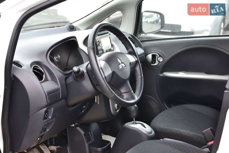 Хэтчбек Mitsubishi i-MiEV 2012 в Луцке