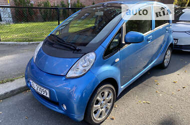 Хетчбек Mitsubishi i-MiEV 2013 в Дніпрі