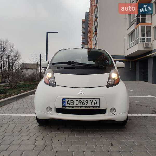 Хетчбек Mitsubishi i-MiEV 2011 в Вінниці