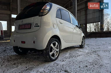 Хетчбек Mitsubishi i-MiEV 2013 в Луцьку