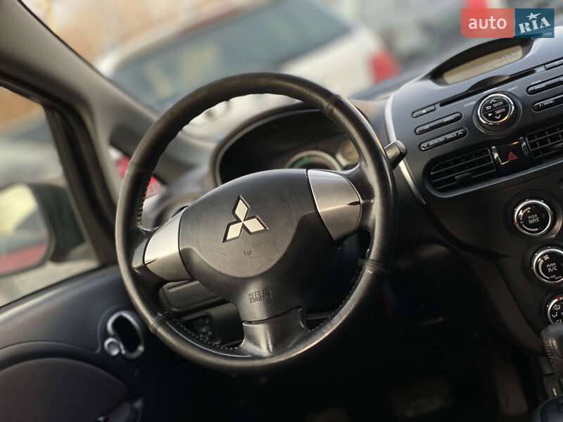 Хэтчбек Mitsubishi i-MiEV 2013 в Луцке