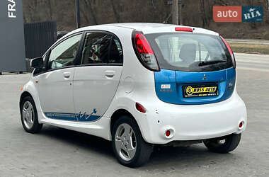 Хетчбек Mitsubishi i-MiEV 2012 в Чернівцях