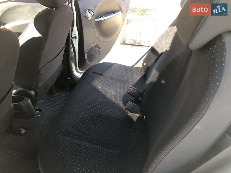 Хэтчбек Mitsubishi i-MiEV 2011 в Ужгороде фото 6 Хэтчбек Mitsubishi i-MiEV 2011 в Ужгороде