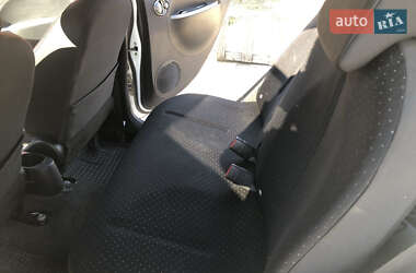 Хэтчбек Mitsubishi i-MiEV 2011 в 