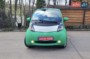 Хэтчбек Mitsubishi i-MiEV 2011 в 