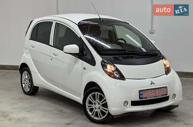 Хэтчбек Mitsubishi i-MiEV 2011 в 