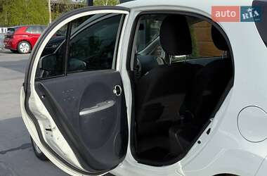 Хэтчбек Mitsubishi i-MiEV 2011 в 
