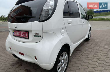 Хетчбек Mitsubishi i-MiEV 2015 в 