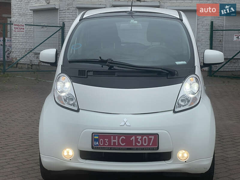 Хетчбек Mitsubishi i-MiEV 2015 в Дрогобичі