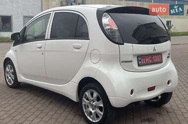 Хетчбек Mitsubishi i-MiEV 2015 в 