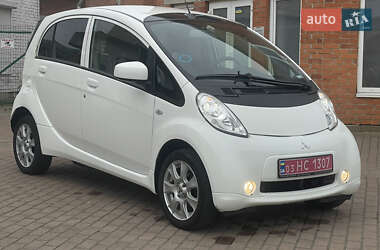 Хетчбек Mitsubishi i-MiEV 2015 в 