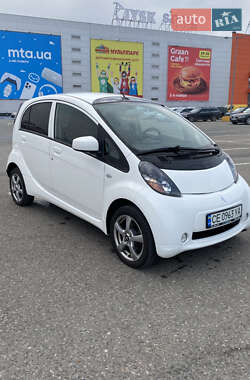 Хэтчбек Mitsubishi i-MiEV 2011 в 