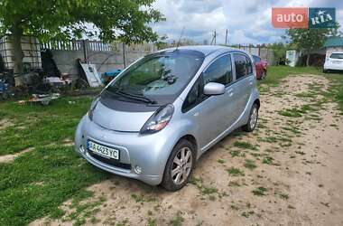 Хетчбек Mitsubishi i-MiEV 2011 в Києві