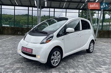 Хетчбек Mitsubishi i-MiEV 2011 в 