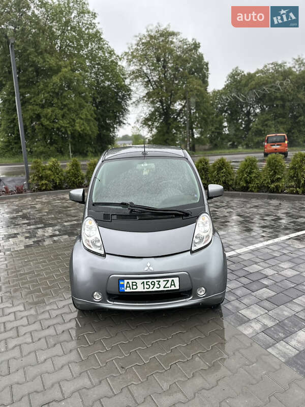 Хэтчбек Mitsubishi i-MiEV 2013 в Виннице