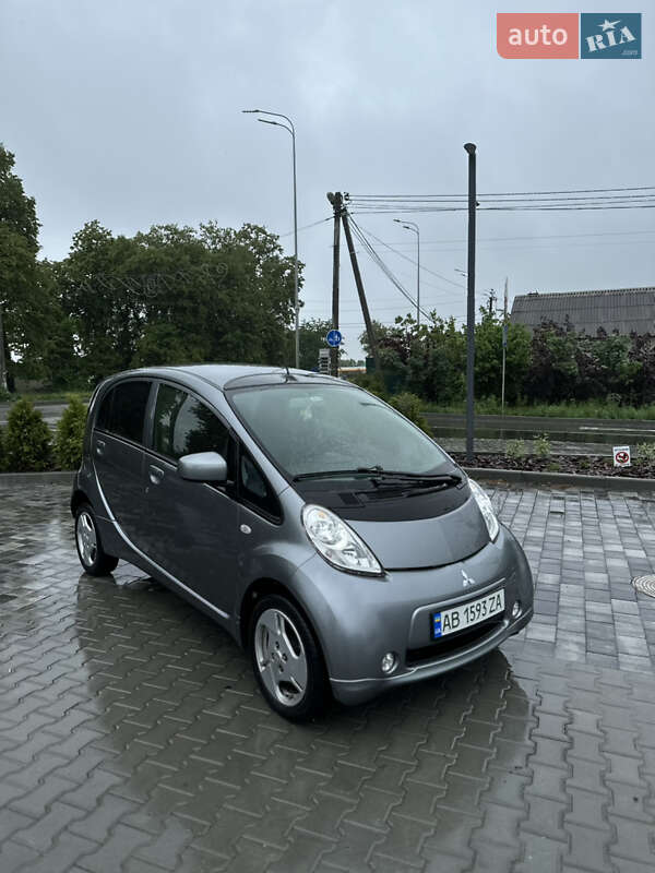 Хэтчбек Mitsubishi i-MiEV 2013 в Виннице