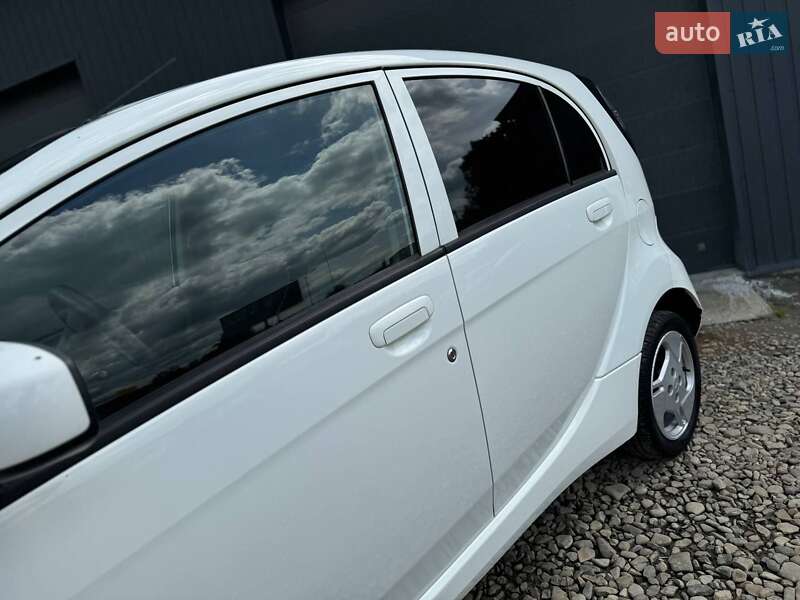 Хэтчбек Mitsubishi i-MiEV 2012 в Трускавце фото 15 Хэтчбек Mitsubishi i-MiEV 2012 в Трускавце