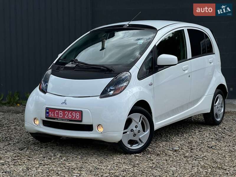 Хетчбек Mitsubishi i-MiEV 2012 в 
