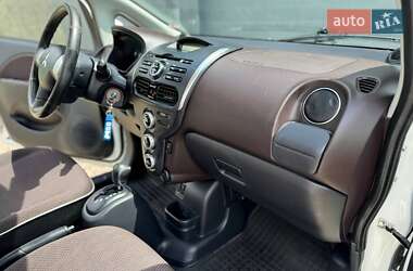 Хетчбек Mitsubishi i-MiEV 2012 в 