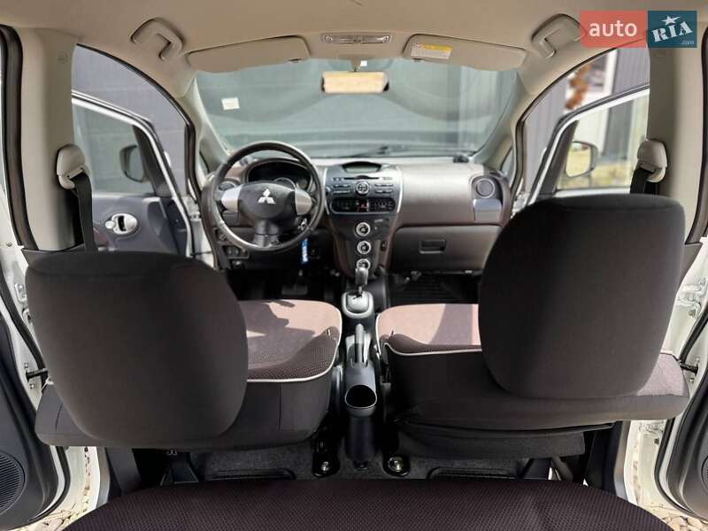 Хэтчбек Mitsubishi i-MiEV 2012 в Трускавце фото 31 Хэтчбек Mitsubishi i-MiEV 2012 в Трускавце