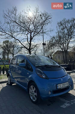 Хетчбек Mitsubishi i-MiEV 2010 в 