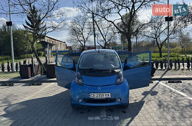 Хетчбек Mitsubishi i-MiEV 2010 в 