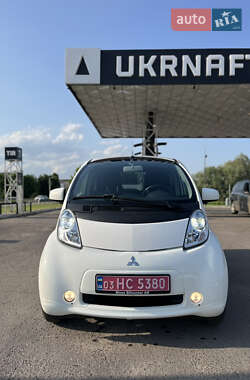 Хэтчбек Mitsubishi i-MiEV 2015 в 